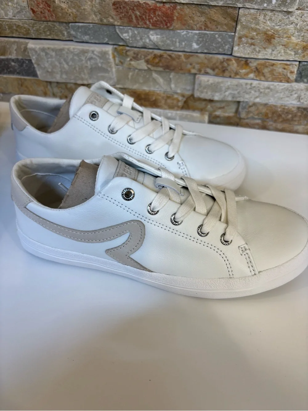 Sperry Sandy LTT Women's Size 6 White Leather Sneakers Lace Up BNIB